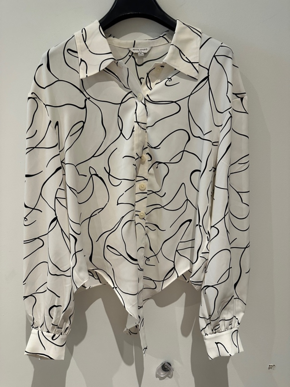 MWOT - Petite Studio Cream Button-Down Blouse with Black Abstract Line Print